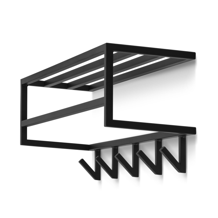 hangers met een plank voor de gang