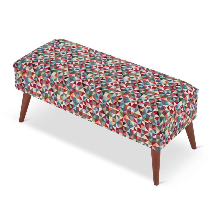 bank met geometrisch patroon