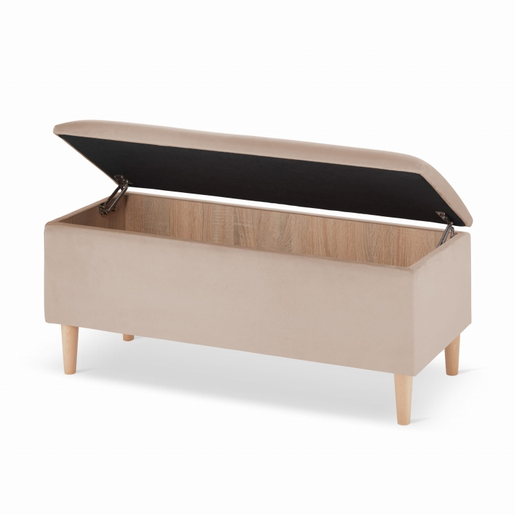 hoge kofferbak met stoel