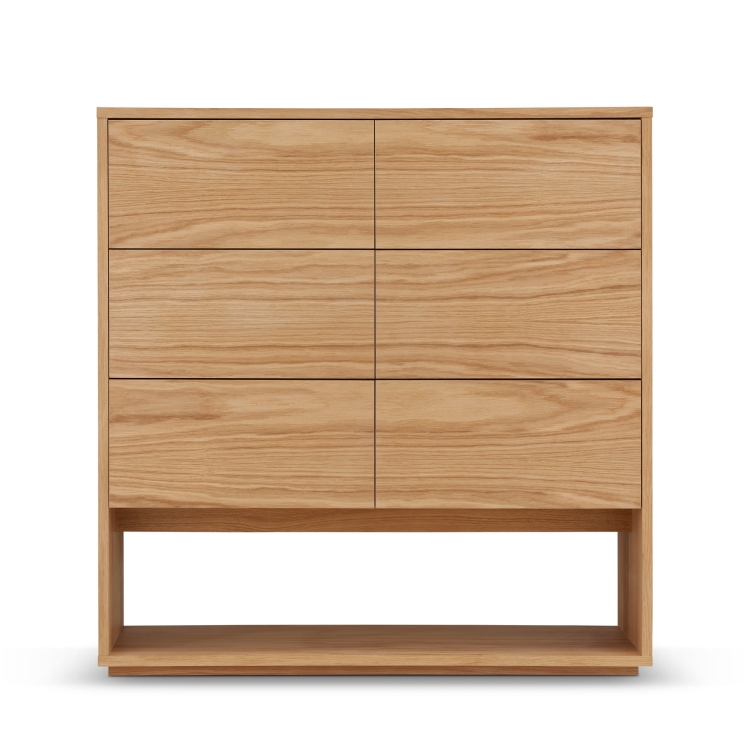 Komoda dębowa z szufladami, elegancka i pojemna, idealna do sypialni, salonu lub przedpokoju