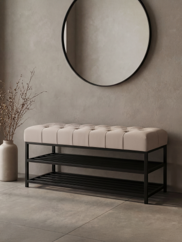 industrialna ławka do przedpokoju z beżową tapicerką