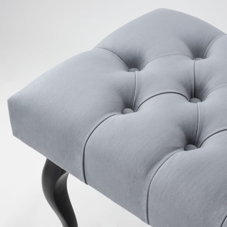 Gewatteerde bank in grijs