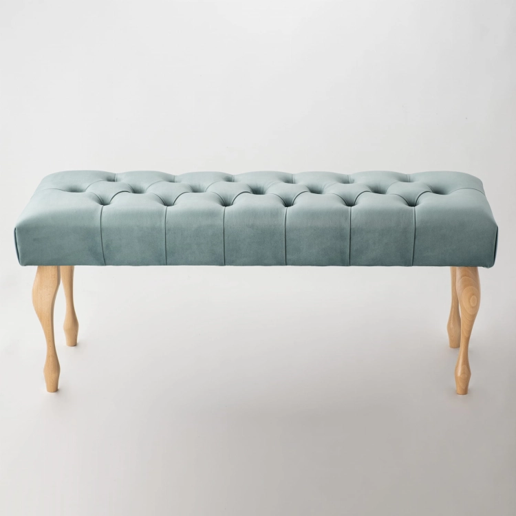 Elegante mint gewatteerde bank met houten poten ideaal voor woonkamer, slaapkamer of hal