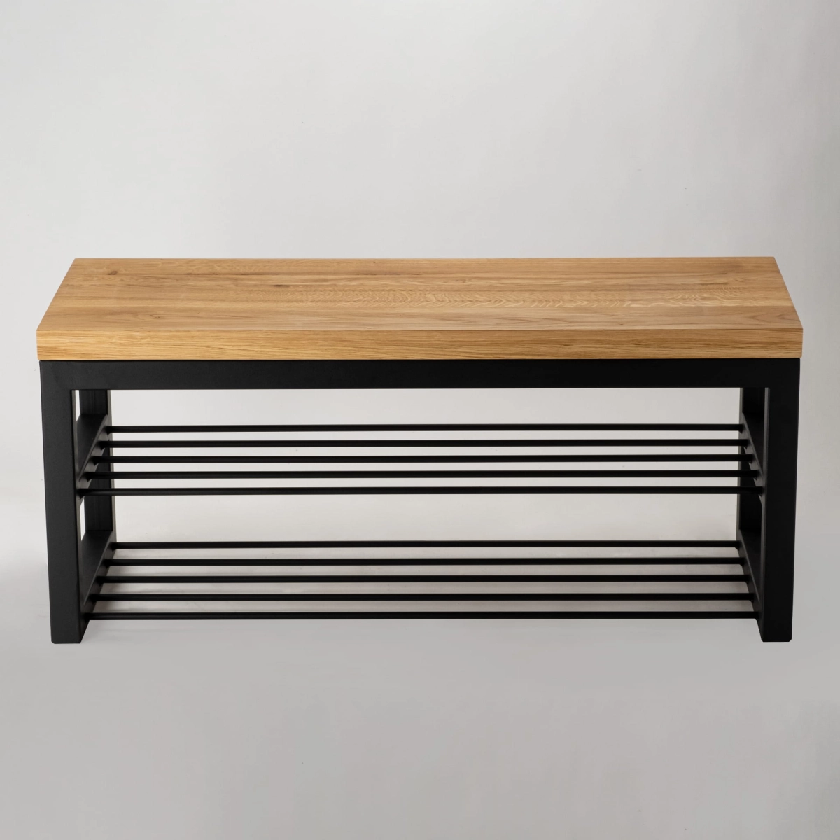 Loft-stijl bank met houten bovenblad en stalen onderstel